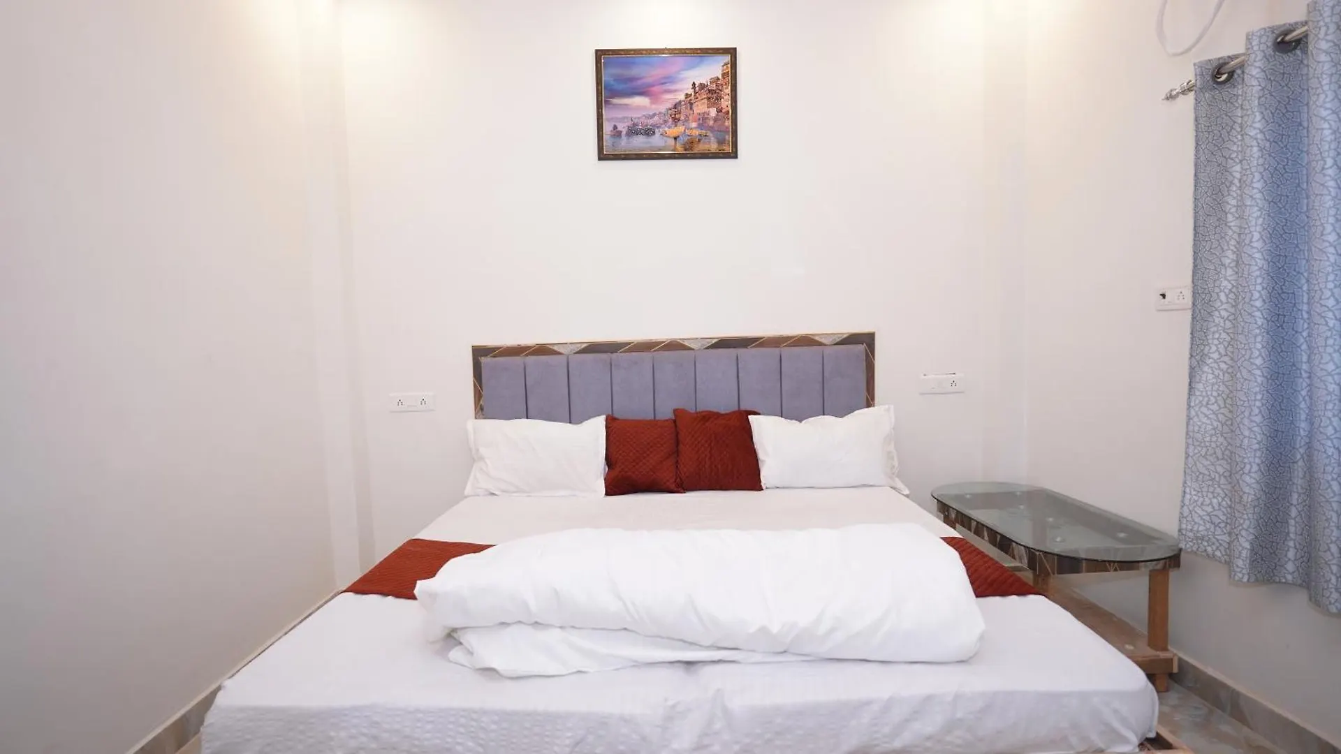 Maa Shakti Guest House Varanasi